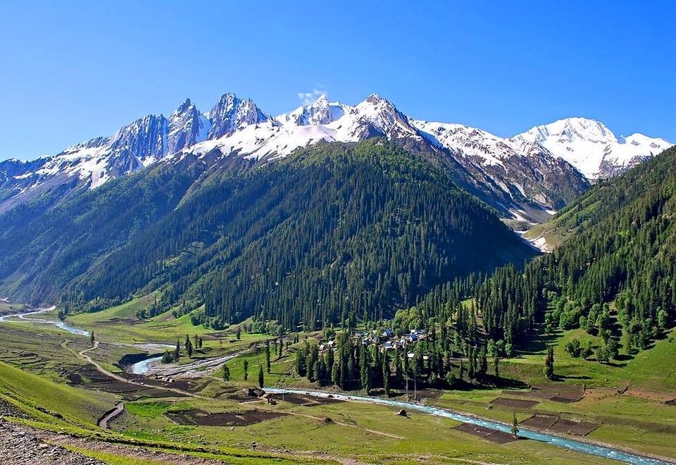 3N/4D Kashmir ( Gulmarg, Sonmarg )